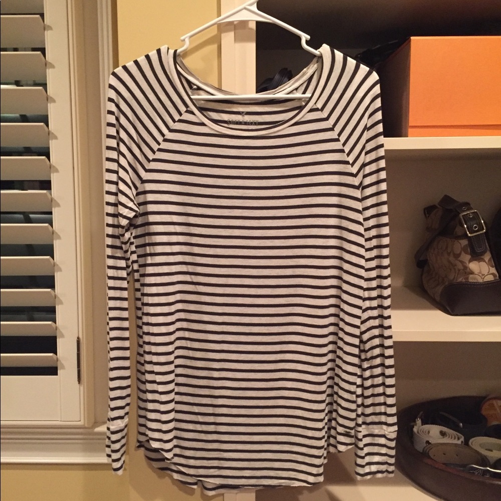 American Eagle striped top